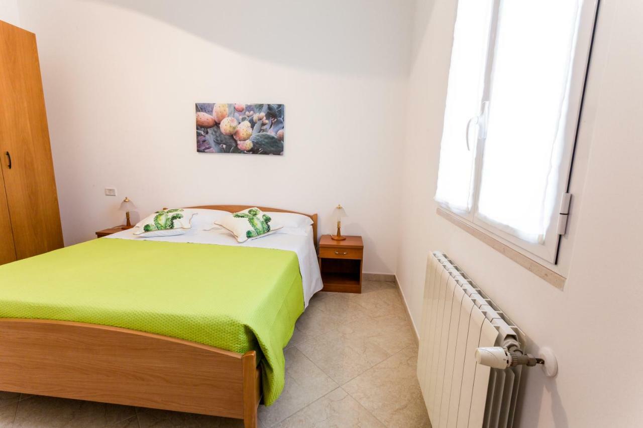 Civico 47 Apartment Monopoli Bagian luar foto