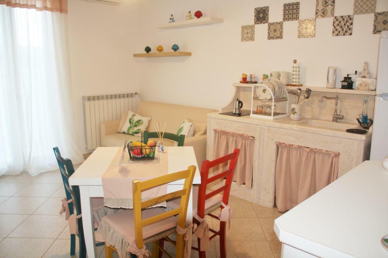 Civico 47 Apartment Monopoli Bagian luar foto